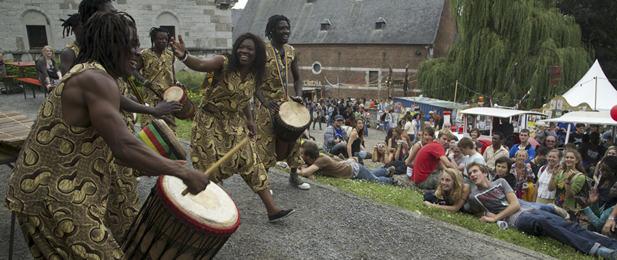 Emoción al aire libre: los festivales imperdibles este verano en Valonia